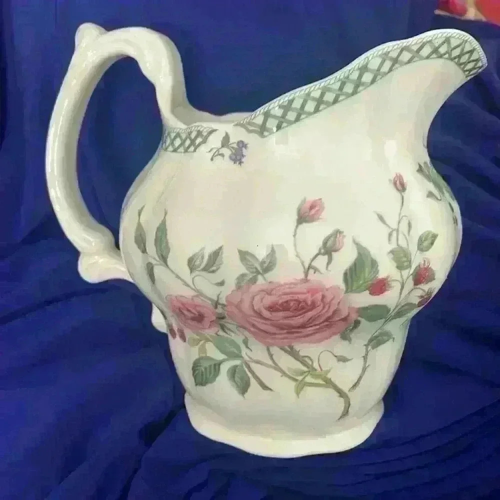 Royal Doulton Pitcher Beautiful Victorian Garden, perfect Condition